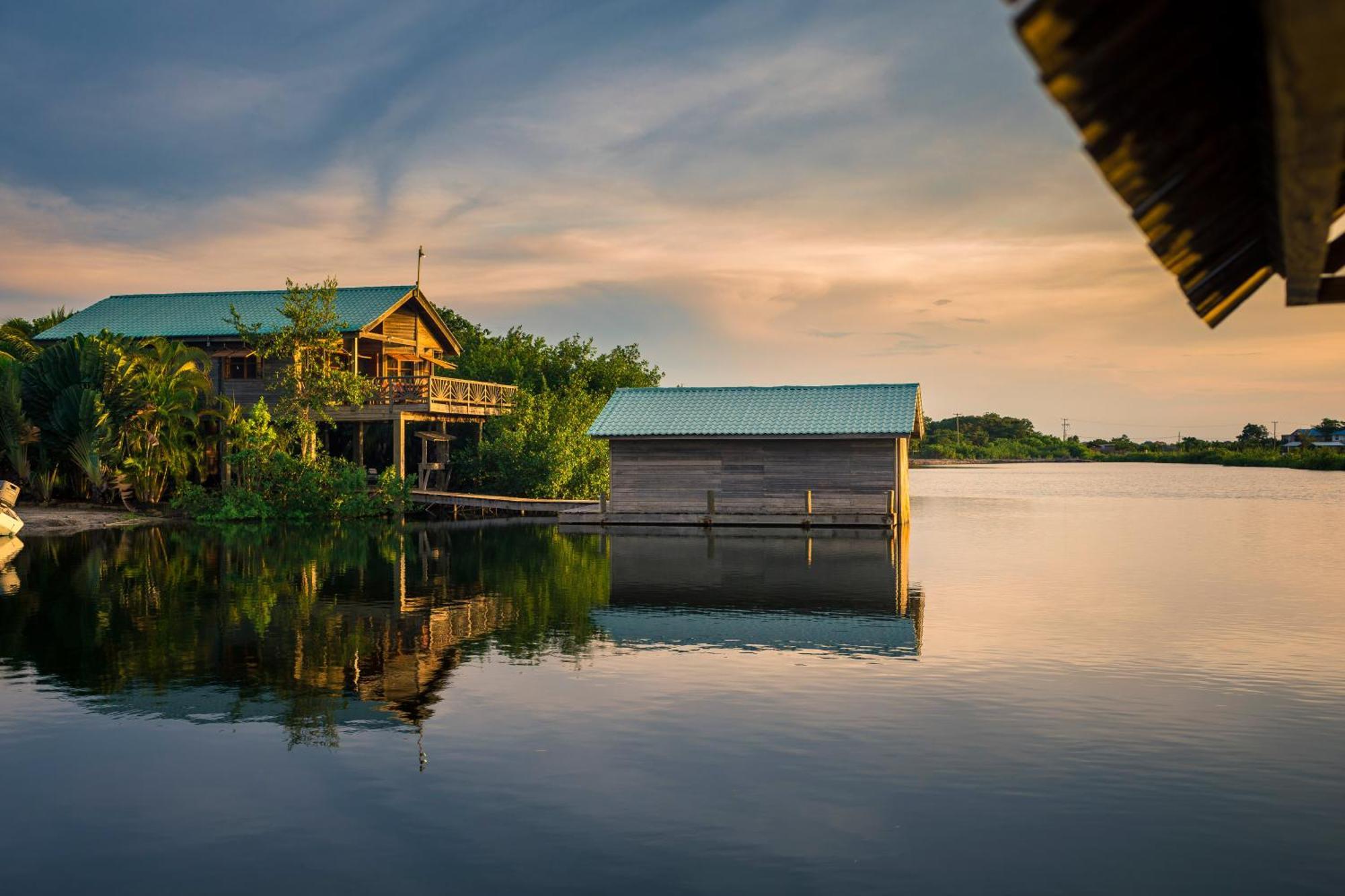 Turtle Inn By Francis Ford Coppola Placencia エクステリア 写真